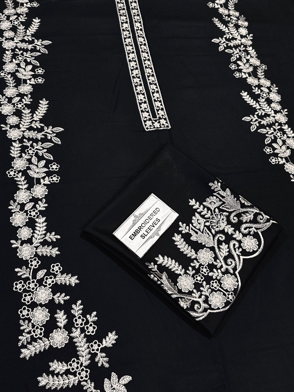 Larobe Embroidered Unstitched Dhanak 2Pc Suit - SL1014