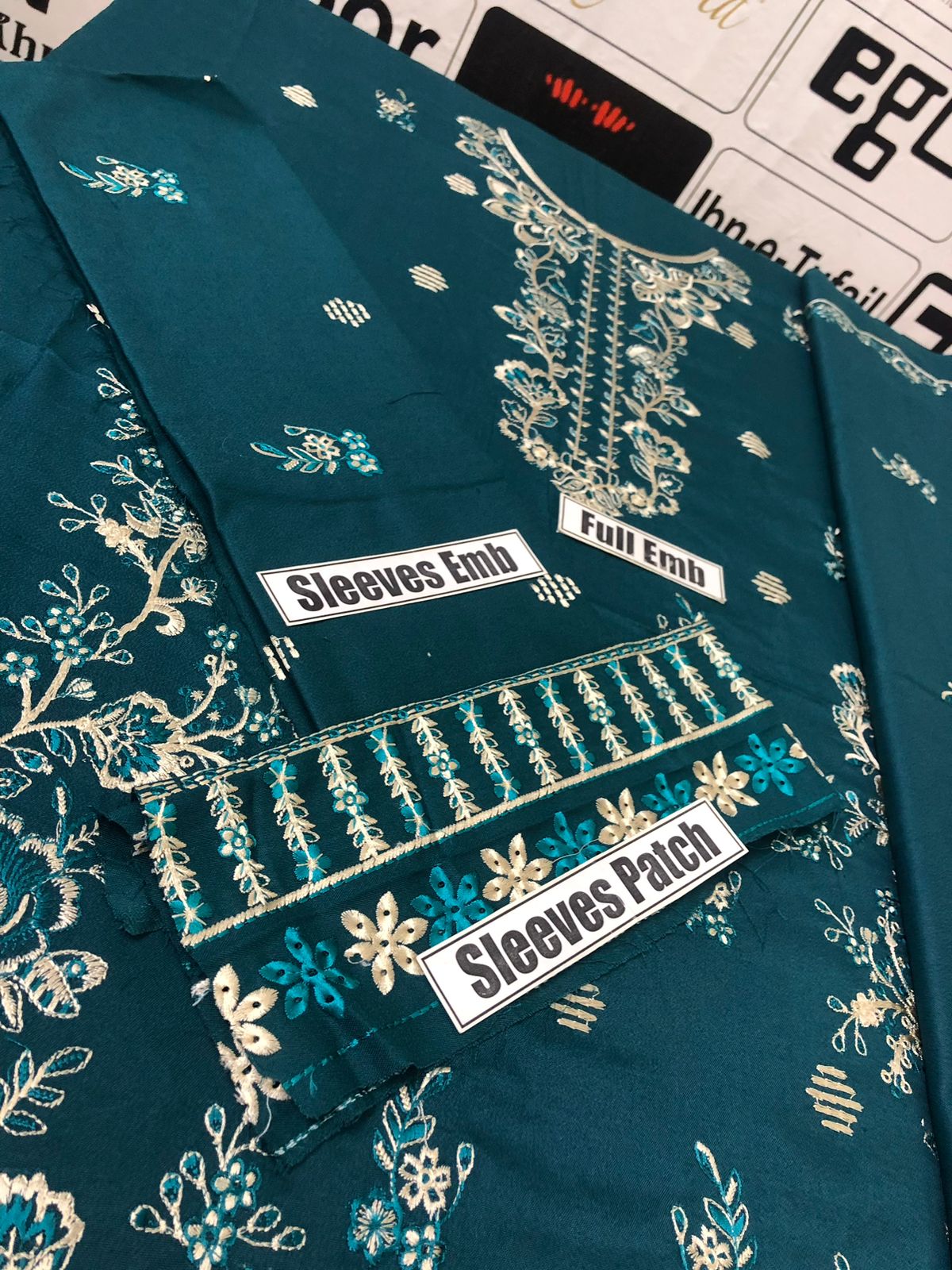 FARASHA Embroidered Unstitched Dhanak 3Pc Suit - SL1001