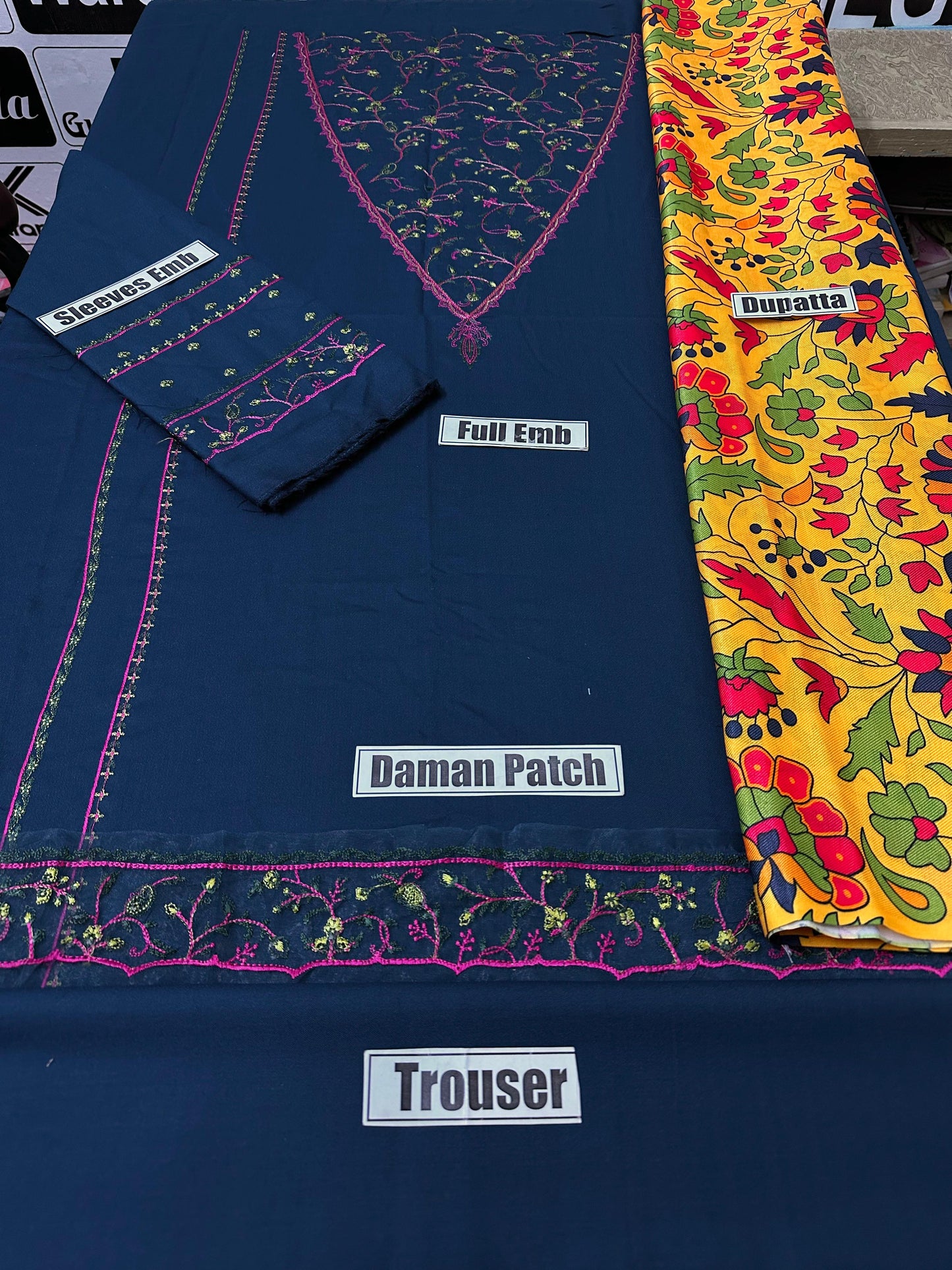 ZARA SHAHJAHAN Embroidered Unstitched Dhanak 3Pc Suit - SL1001