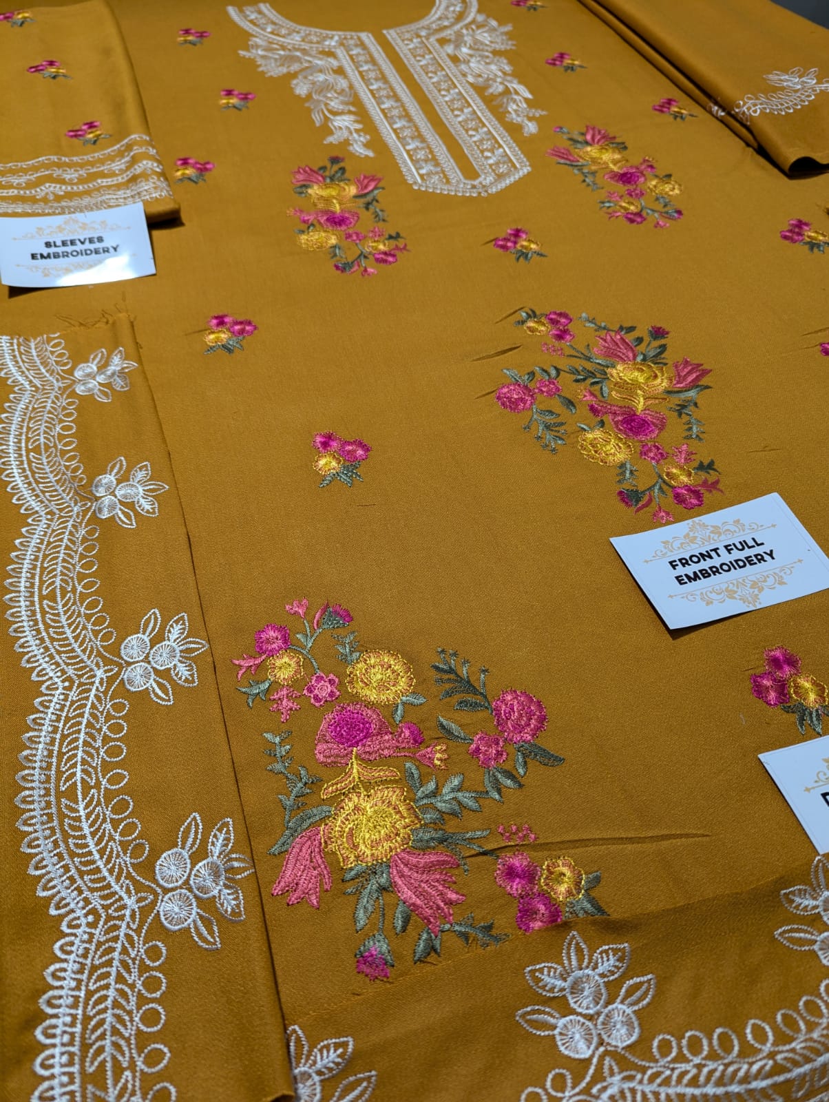 CRIMSON Embroidered Unstitched Dhanak 3Pc Suit - SL1001