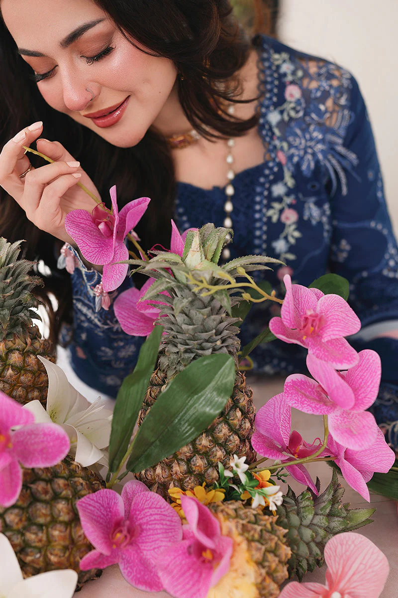 Qalamkar Luxury Lawn - Esma | Summer Lawn | Ladylike Dresses